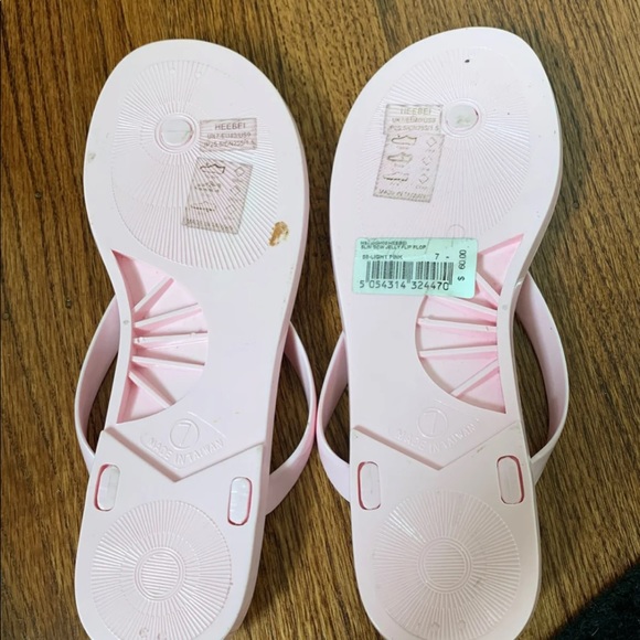 ✰ TED BAKER FLIP FLOPS (PINK) ✰ - Picture 4 of 5